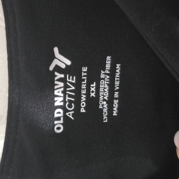 (2) Old Navy XXL women's active tops - Picture 3 of 6